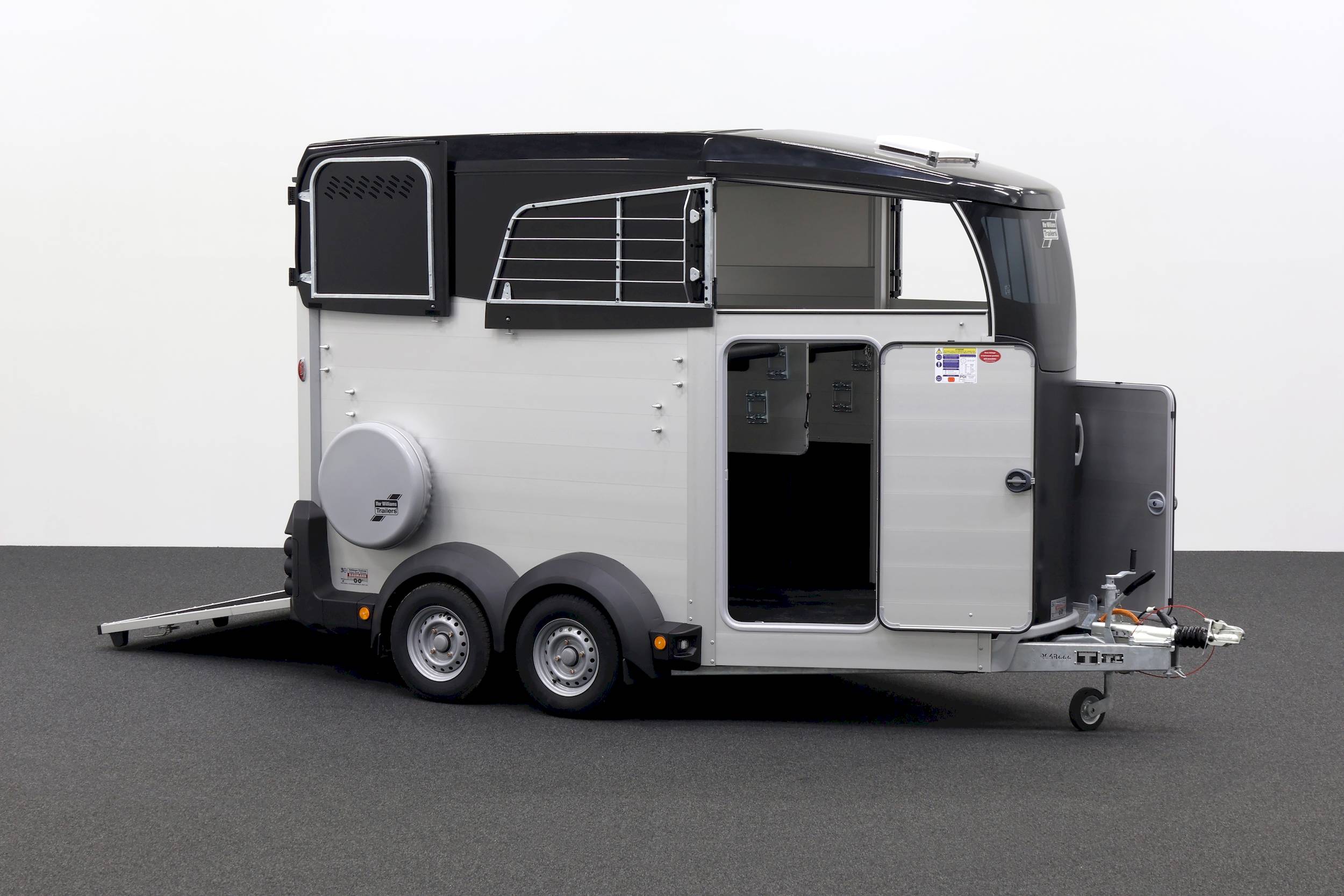 IFOR WILLIAMS HBX 511 | SCHWARZ