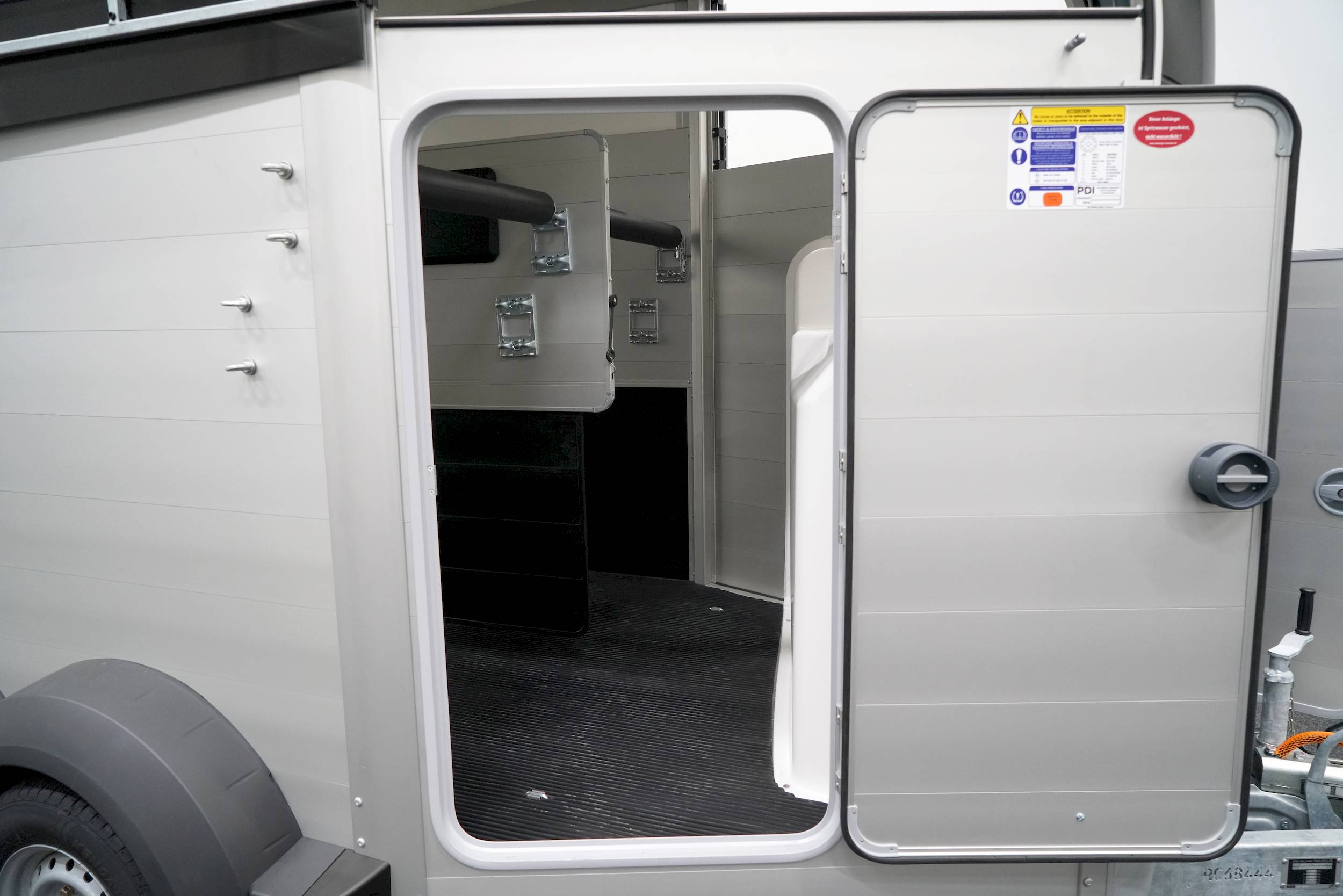 IFOR WILLIAMS HBX 511 | SCHWARZ