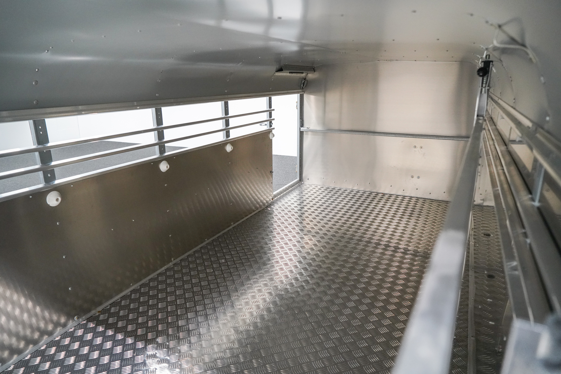 IFOR WILLIAMS TA5 | 10x4