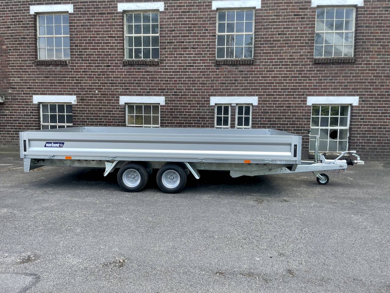 VARIANT 3021 P4