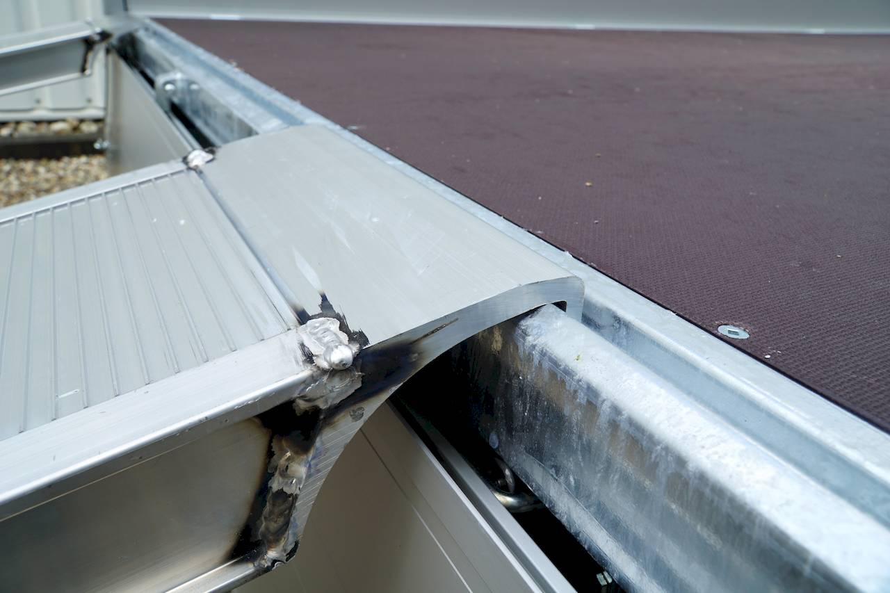 OFFENER HOCHLADER (PRITSCHE) - XL +RAMPEN- MIETEN