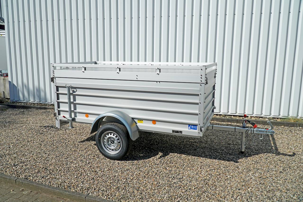 GESCHLOSSENER DECKELANHÄNGER - S - MIETEN