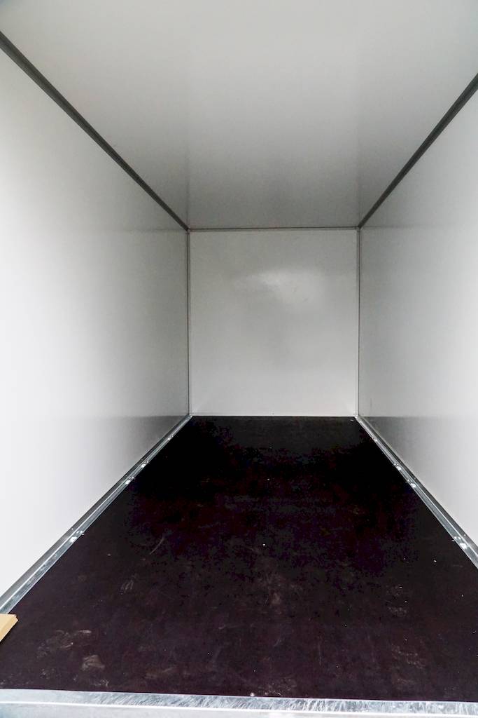 GESCHLOSSENER KOFFERANHÄNGER - XXL - MIETEN