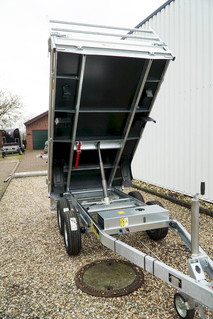 CHEVAL LIBERTE DEBON PW1.2 LUX