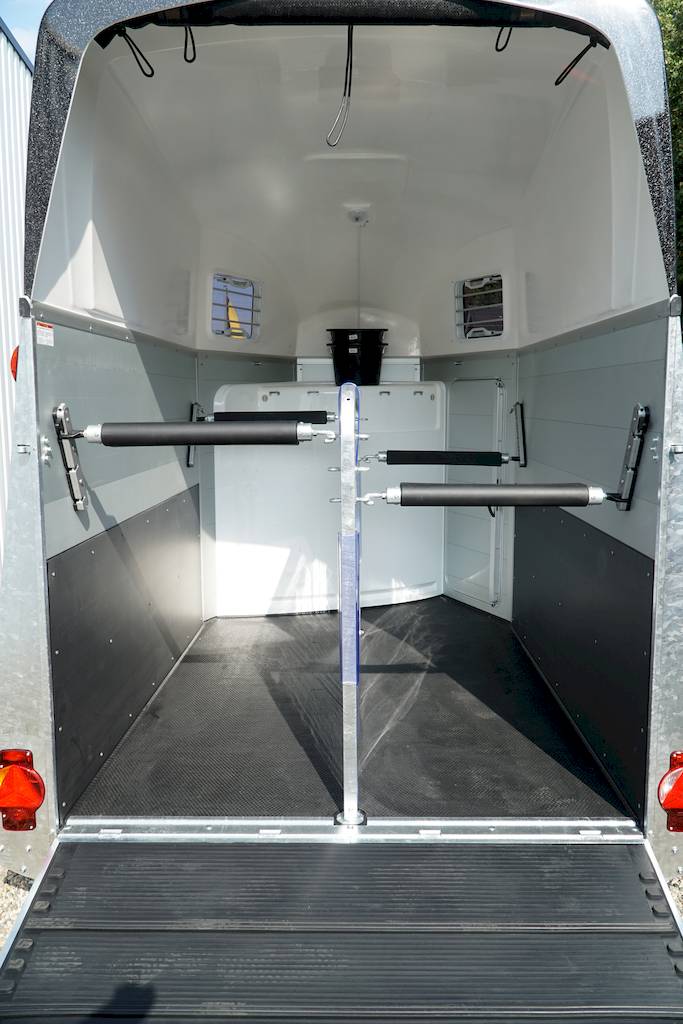 HUMBAUR XANTHOS 2400 | BLACK