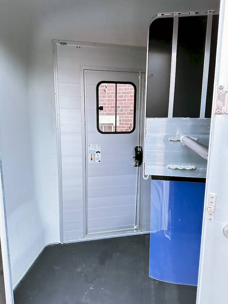 PFERDEANHÄNGER - M+ - MIETEN