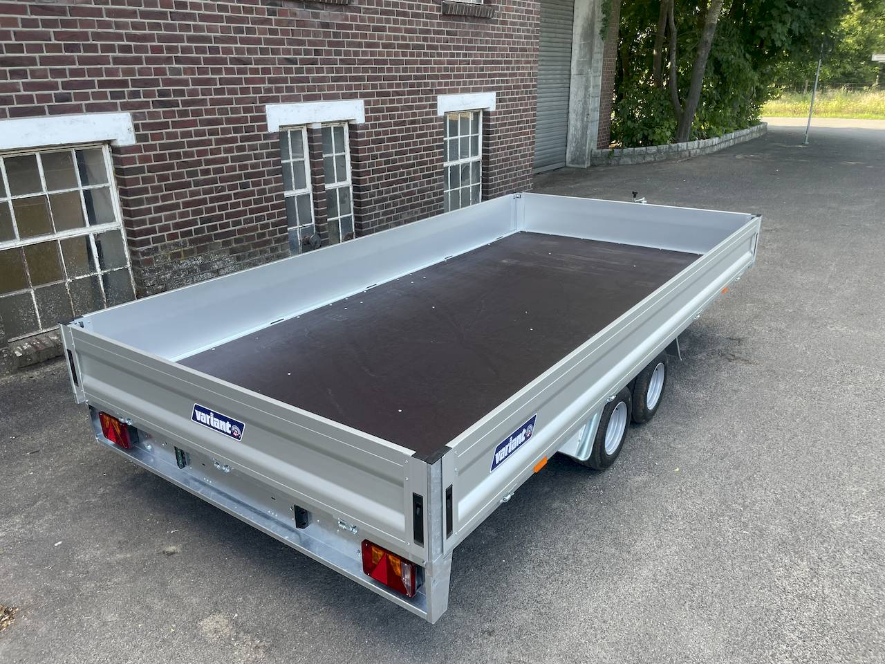 VARIANT 3021 P4