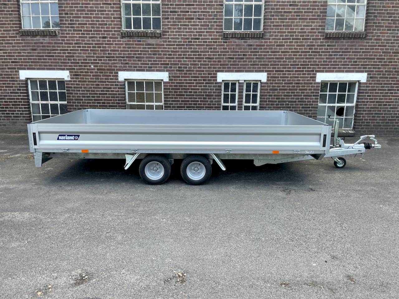 VARIANT 3021 P4