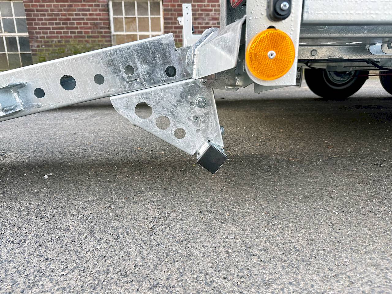 BRIAN JAMES DIGGER PLANT 543-3717-35-2-12 | TRACSTRAP | EINZELRAMPEN
