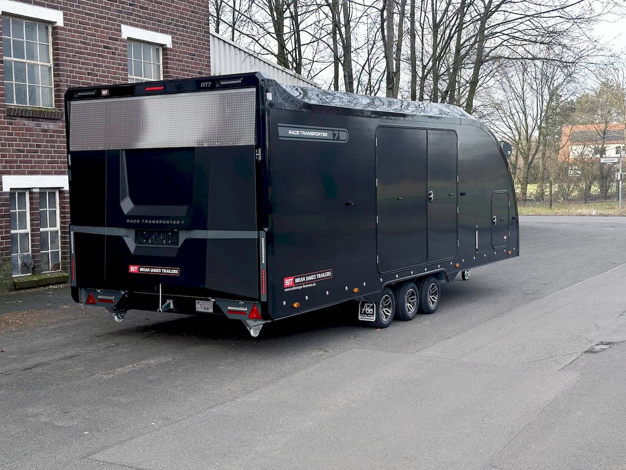 BRIAN JAMES RACE TRANSPORTER 7 | 397-6023-35-3-10-B | TRIDEM | ZUSATZRAMPEN