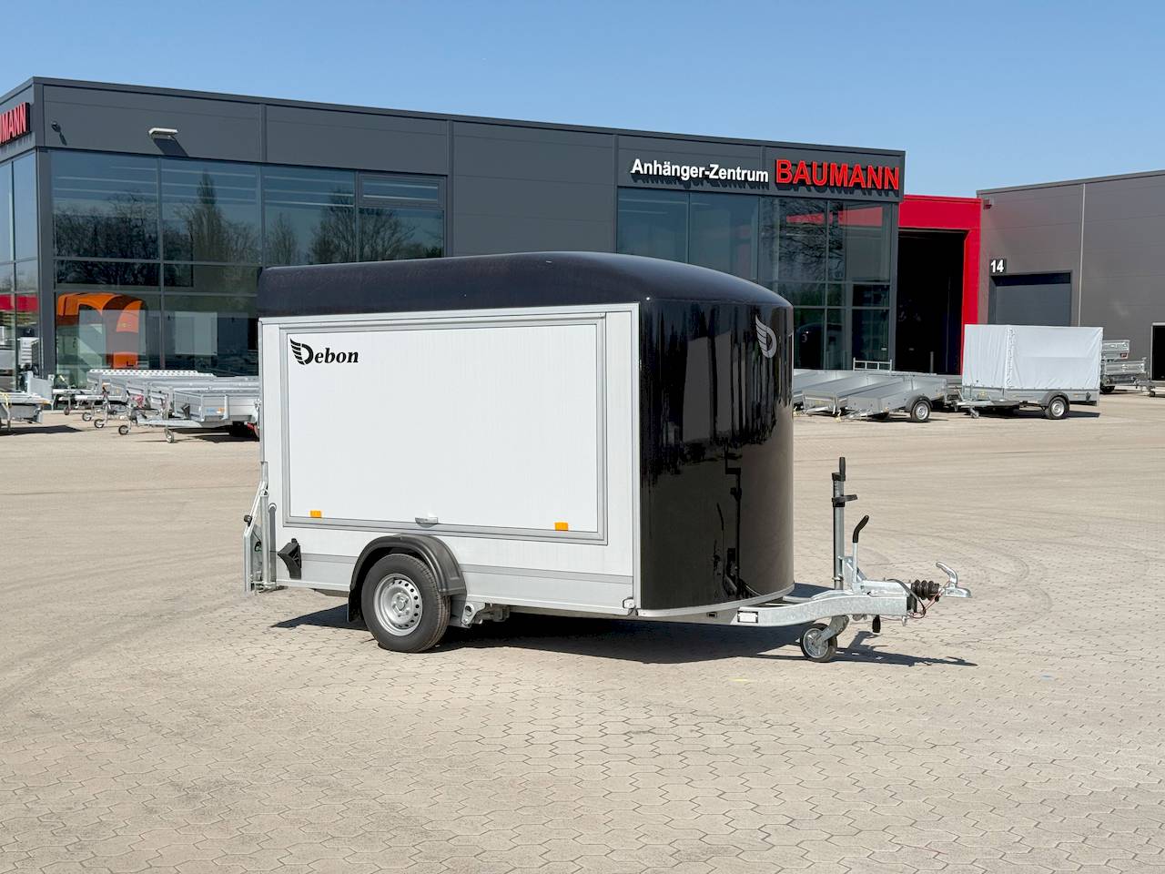 CHEVAL LIBERTE DEBON C400 WABENKERN ROADSTER