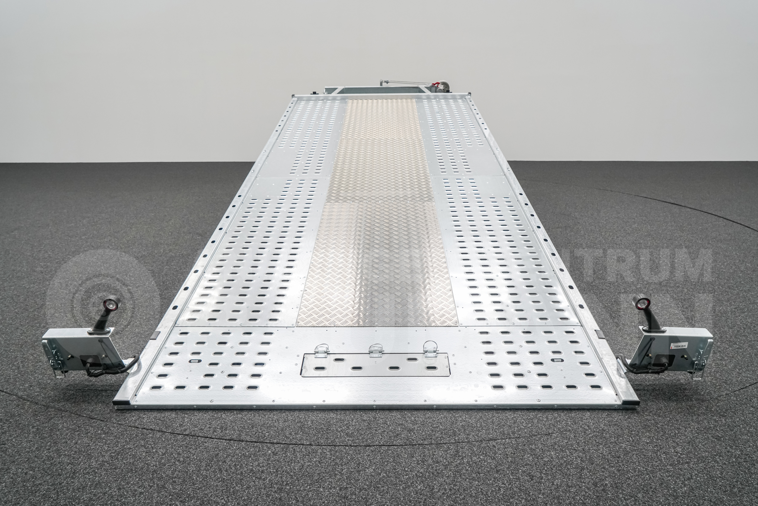 MARTZ GT KIPPBAR 480/3 3,5T | ALUBODEN MITTIG