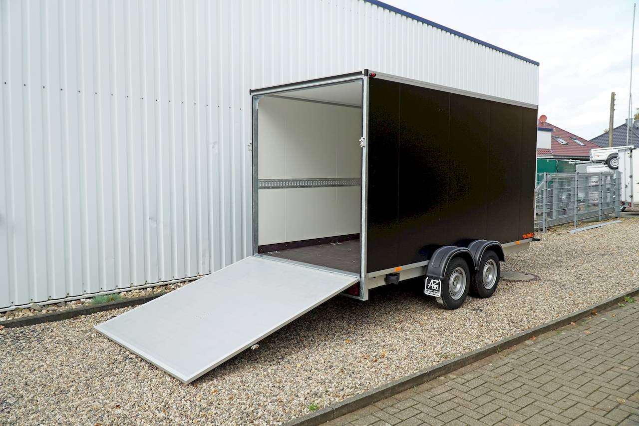 VEZEKO TK C 27.40 | BLACK | RAMPE