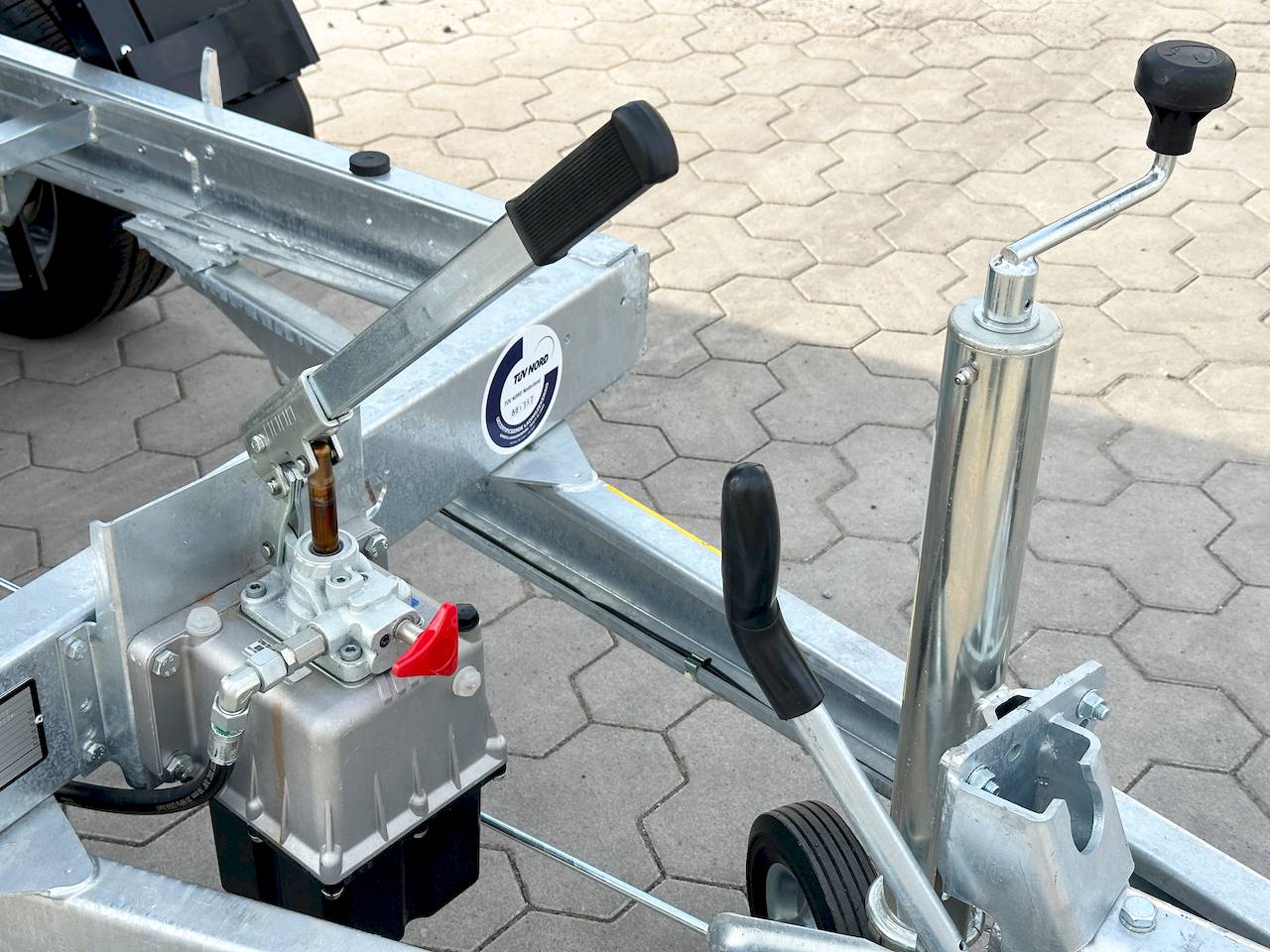 HAPERT COBALT HB-2