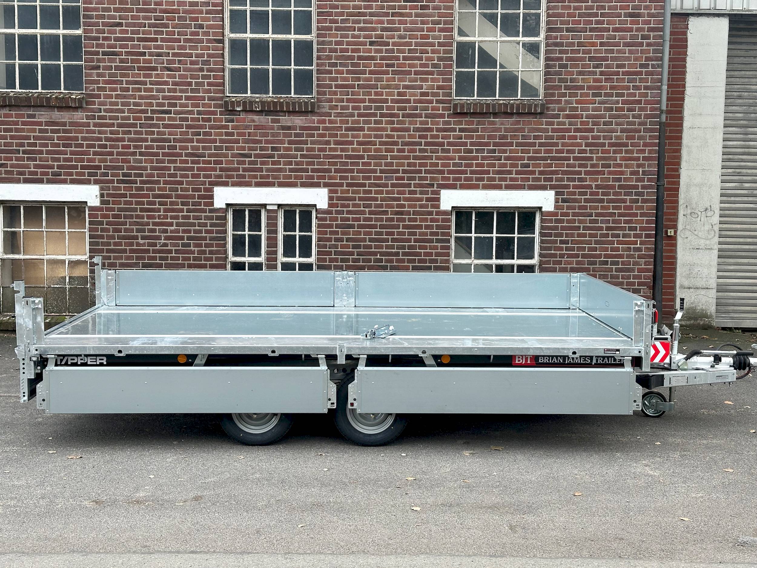 BRIAN JAMES TIPPER 526-4020-35-2-12 | PENDELKLAPPE