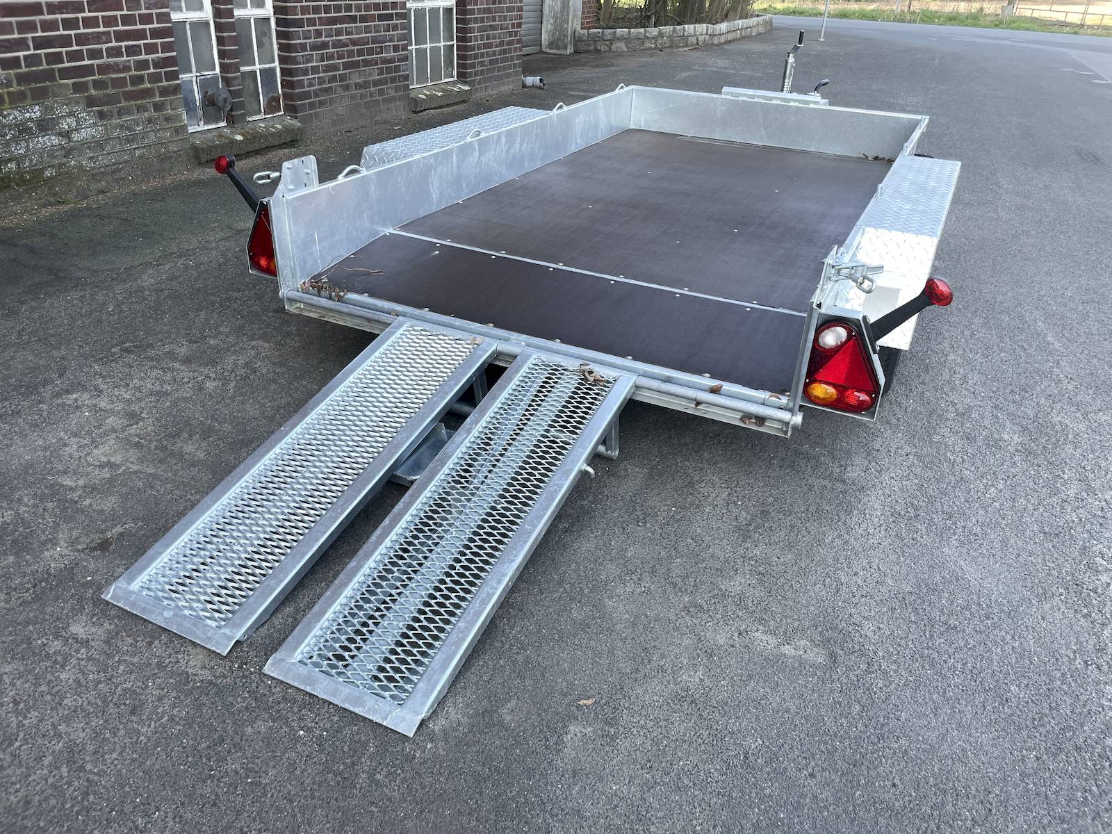 VARIANT 3516 B3 | MAXI LOAD