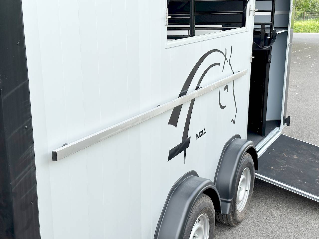 CHEVAL LIBERTE MAXI 4 SCHRÄGSTEHER