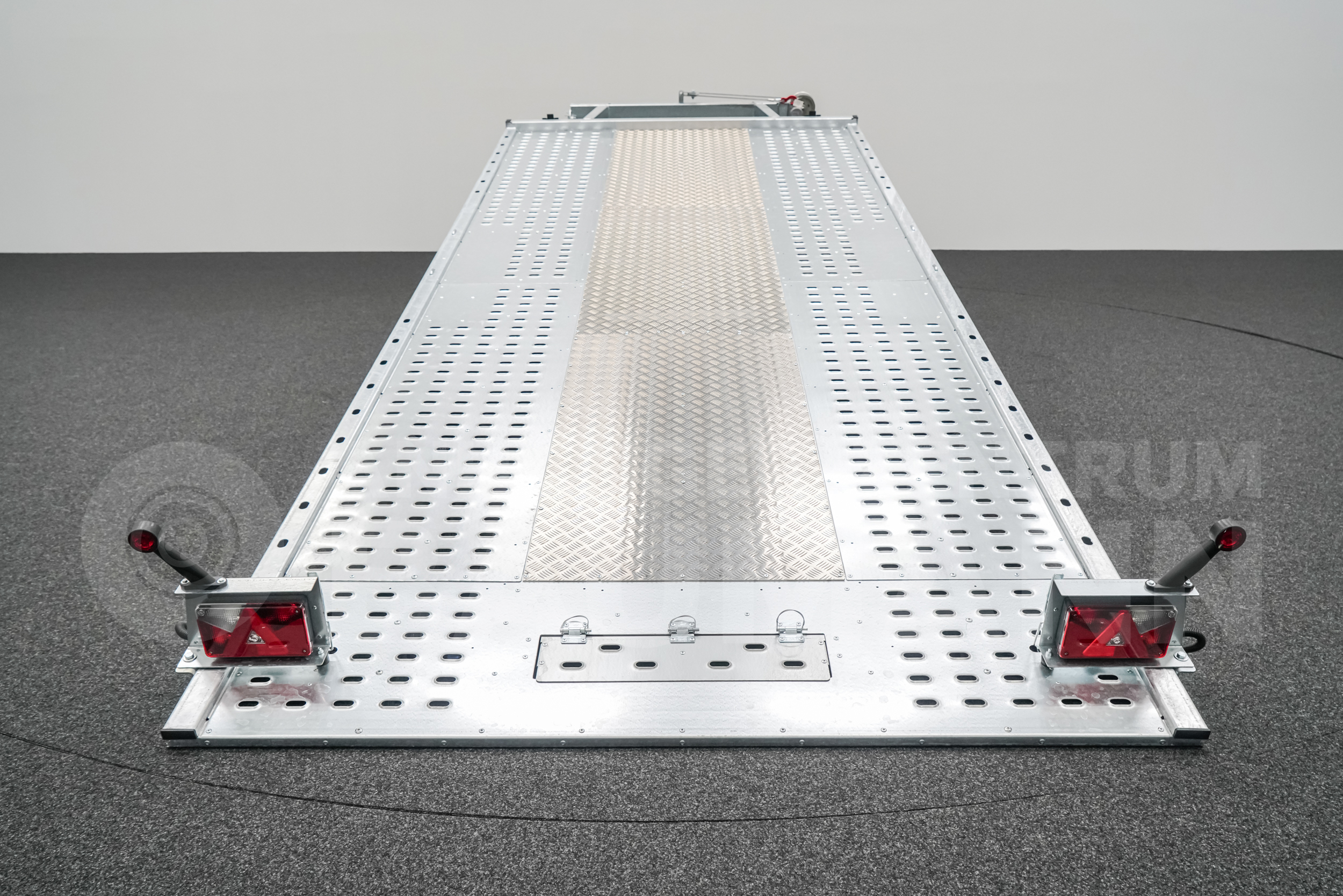 MARTZ GT KIPPBAR 480/3 3,5T | ALUBODEN MITTIG