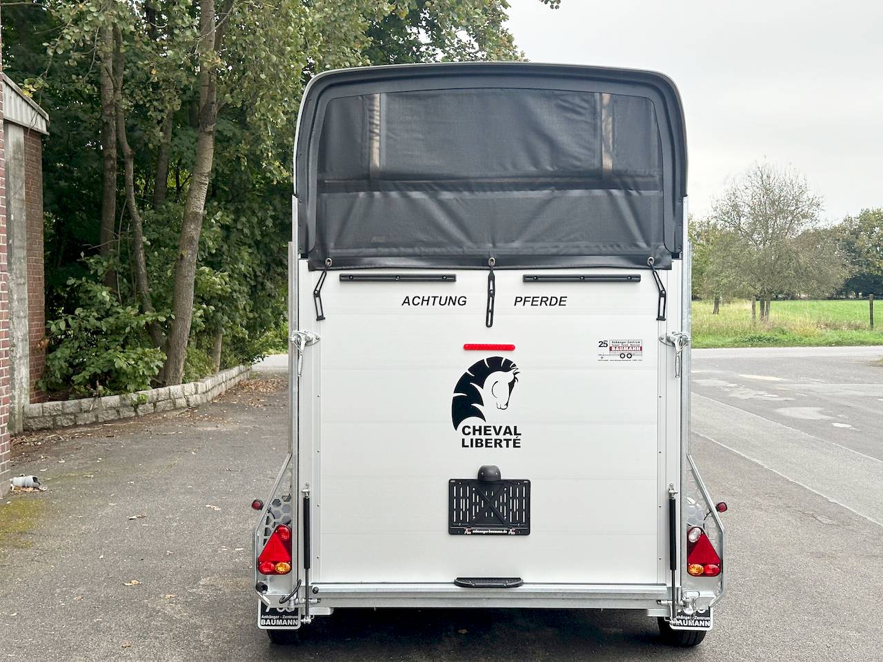 CHEVAL LIBERTE GOLD ORIGINS ALU