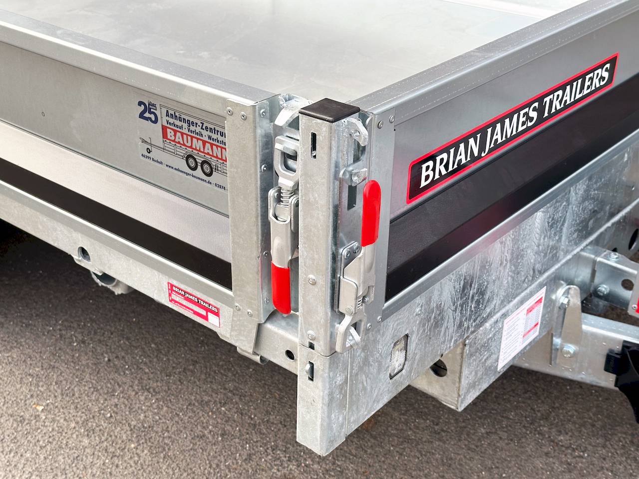 BRIAN JAMES TIPPER 526-4020-35-3-12 | TRIDEM | PENDELKLAPPE