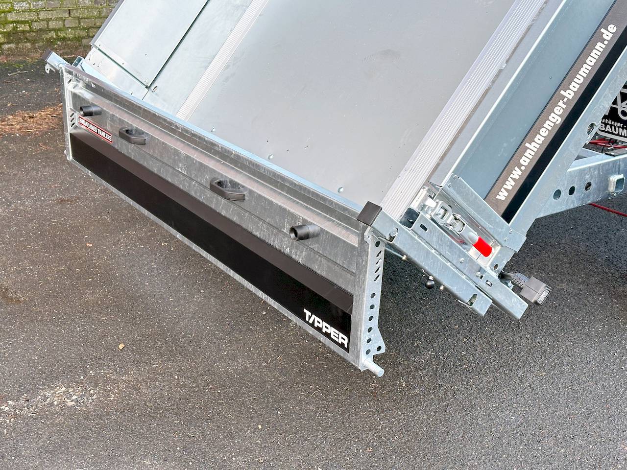 BRIAN JAMES TIPPER 526-3620-35-3-12 | TRIDEM | PENDELKLAPPE