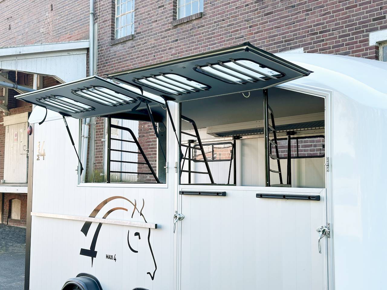 CHEVAL LIBERTE MAXI 4 SCHRÄGSTEHER