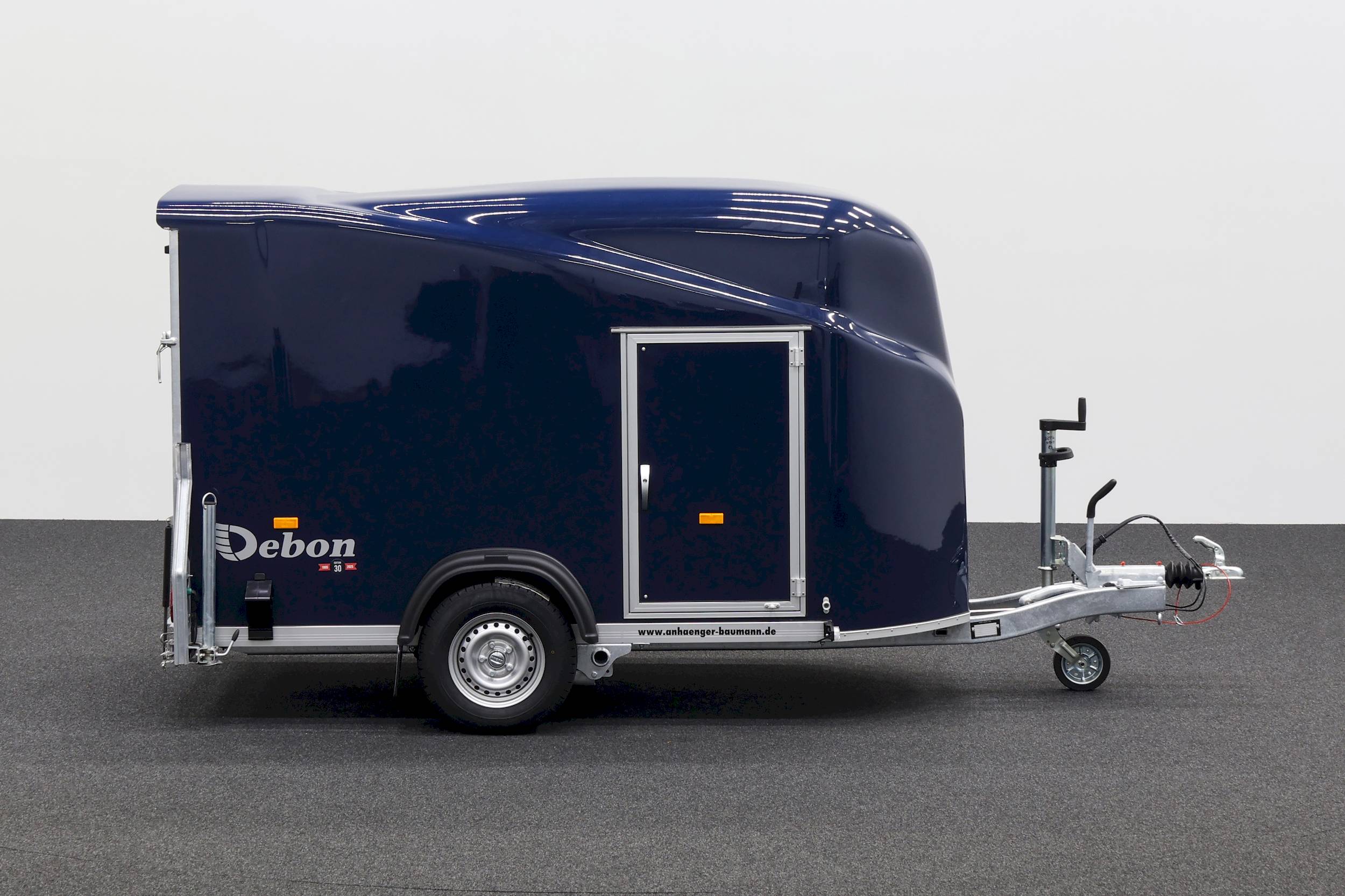 CHEVAL LIBERTE DEBON CARGO 1300