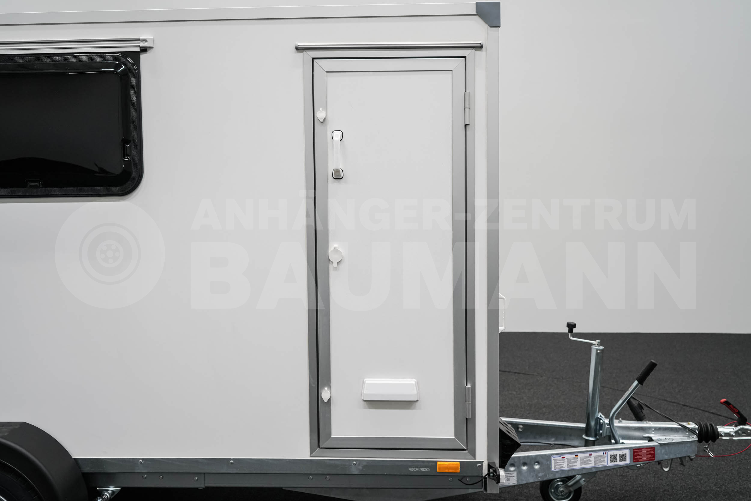 BLYSS F1336HD | RAMPE | SEITENTÜR