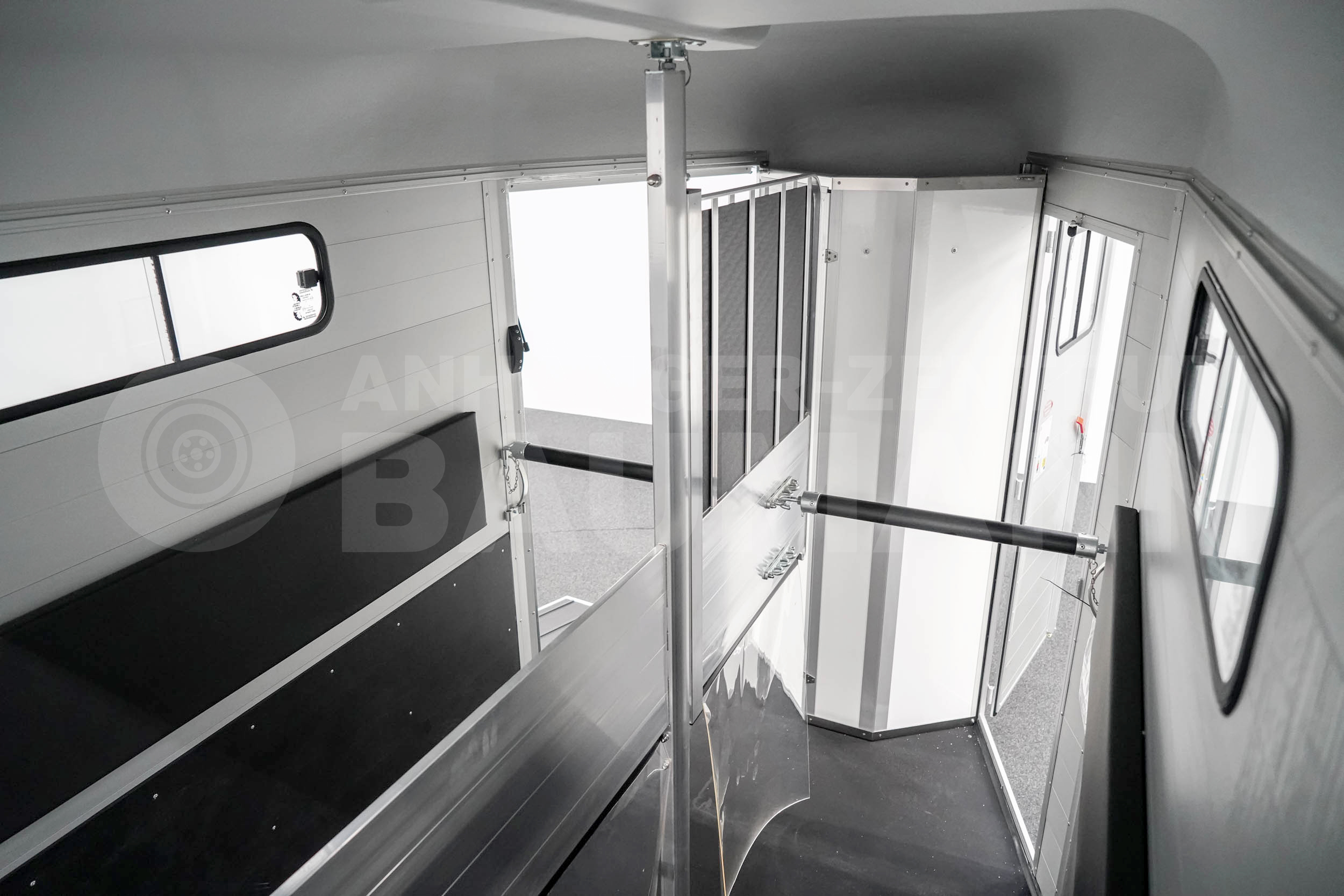 CHEVAL LIBERTE TOURING COUNTRY PREMIUM