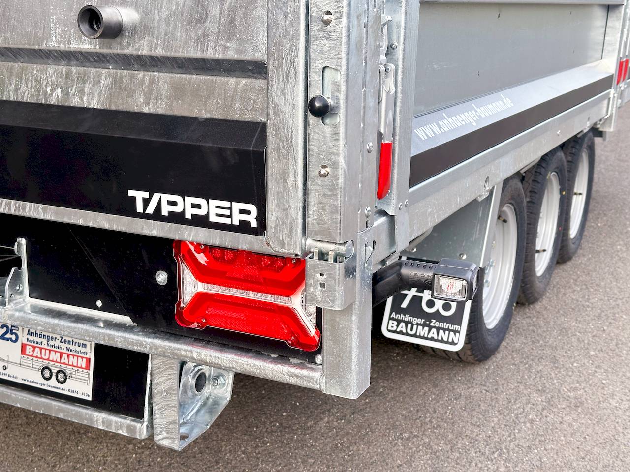 BRIAN JAMES TIPPER 526-4020-35-3-12 | TRIDEM | PENDELKLAPPE
