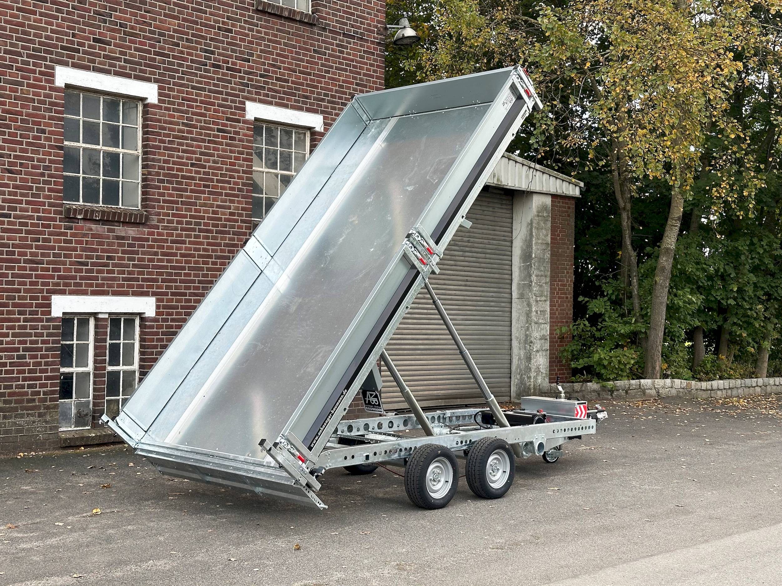 BRIAN JAMES TIPPER 526-4020-35-2-12 | PENDELKLAPPE