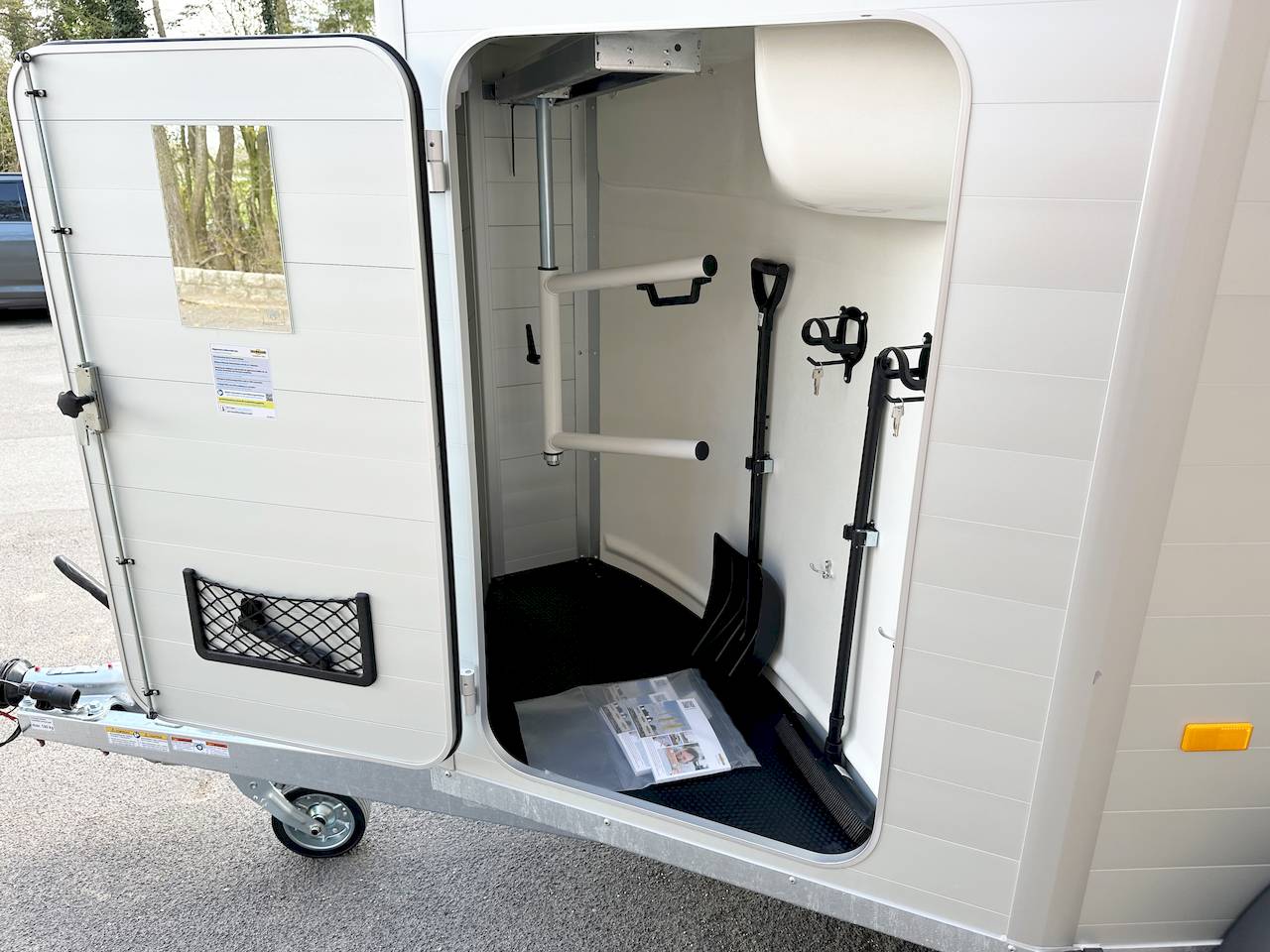 HUMBAUR XANTHOS 2400 | YELLOW GREEN