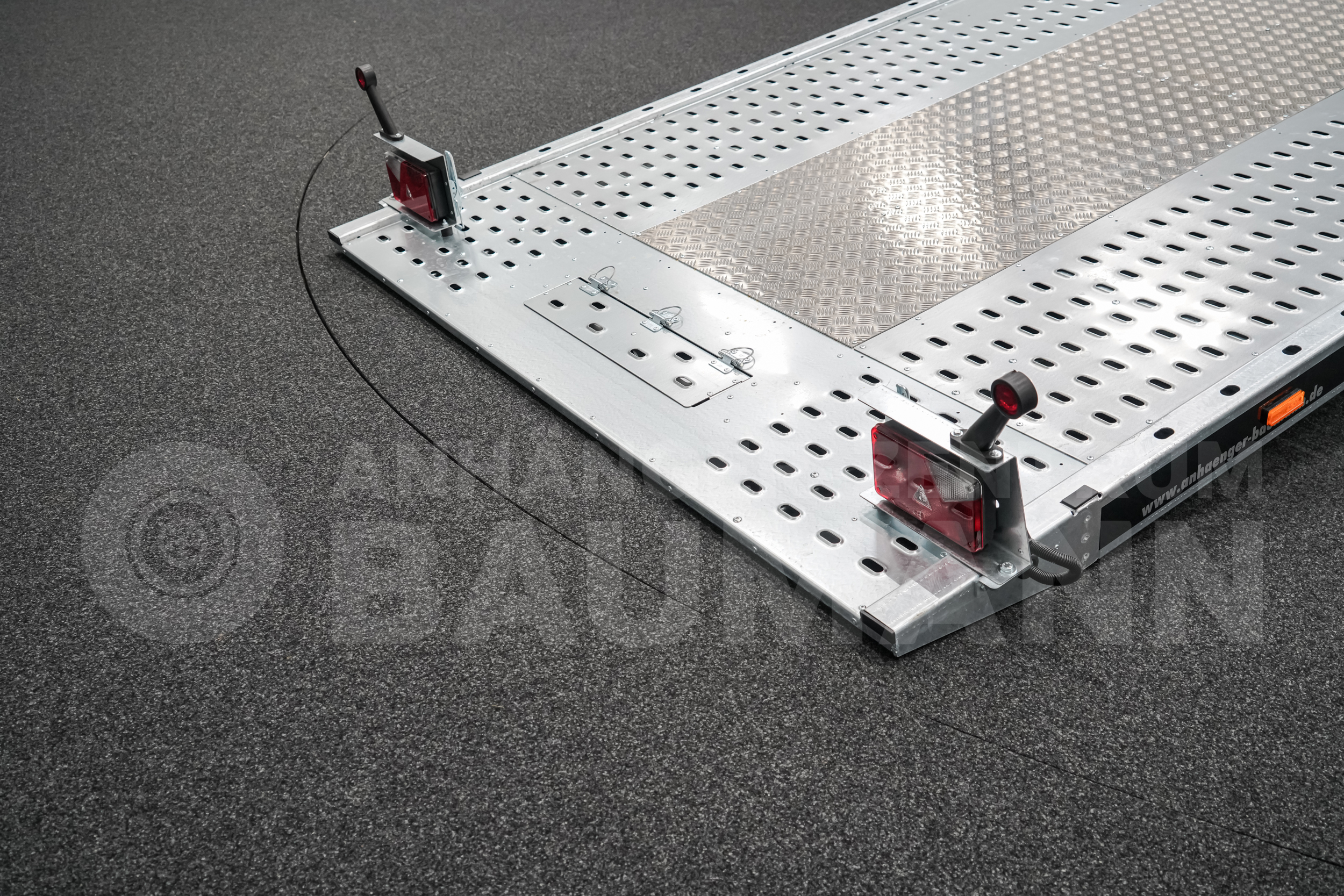 MARTZ GT KIPPBAR 480/2 3T | ALUBODEN MITTIG