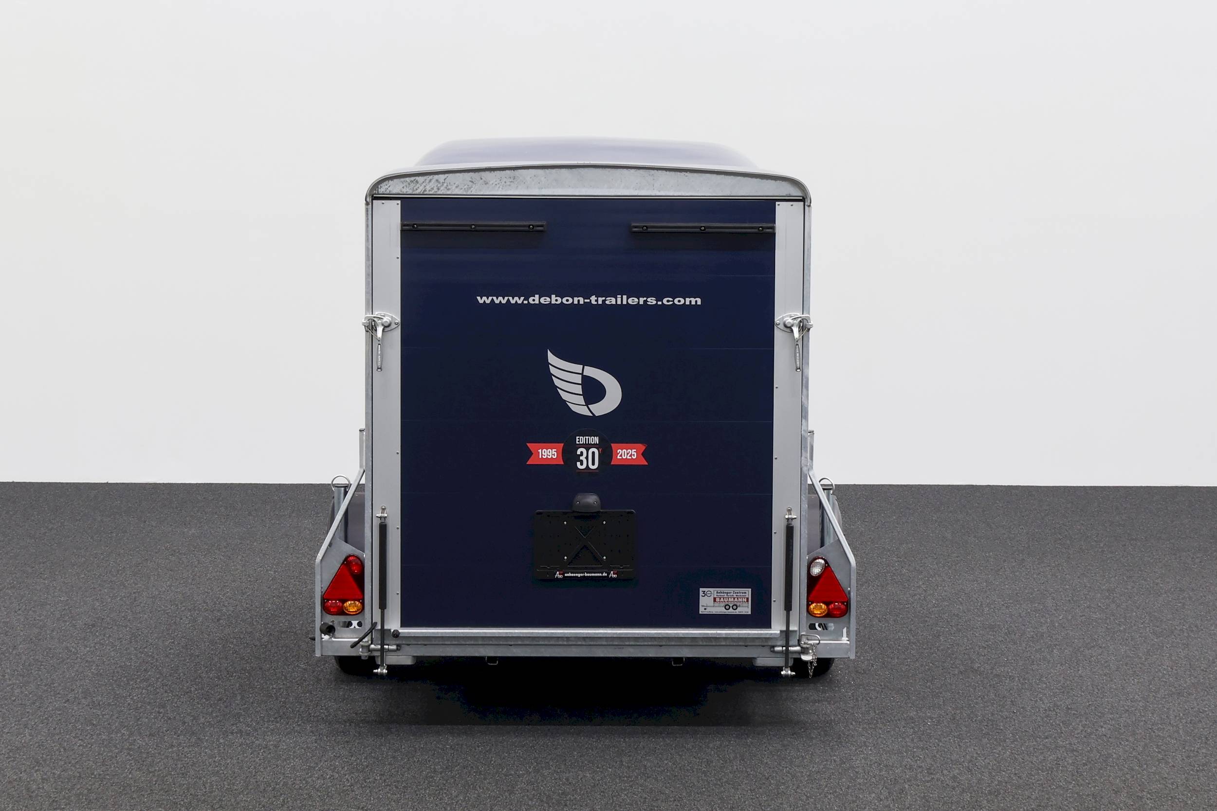 CHEVAL LIBERTE DEBON CARGO 1300