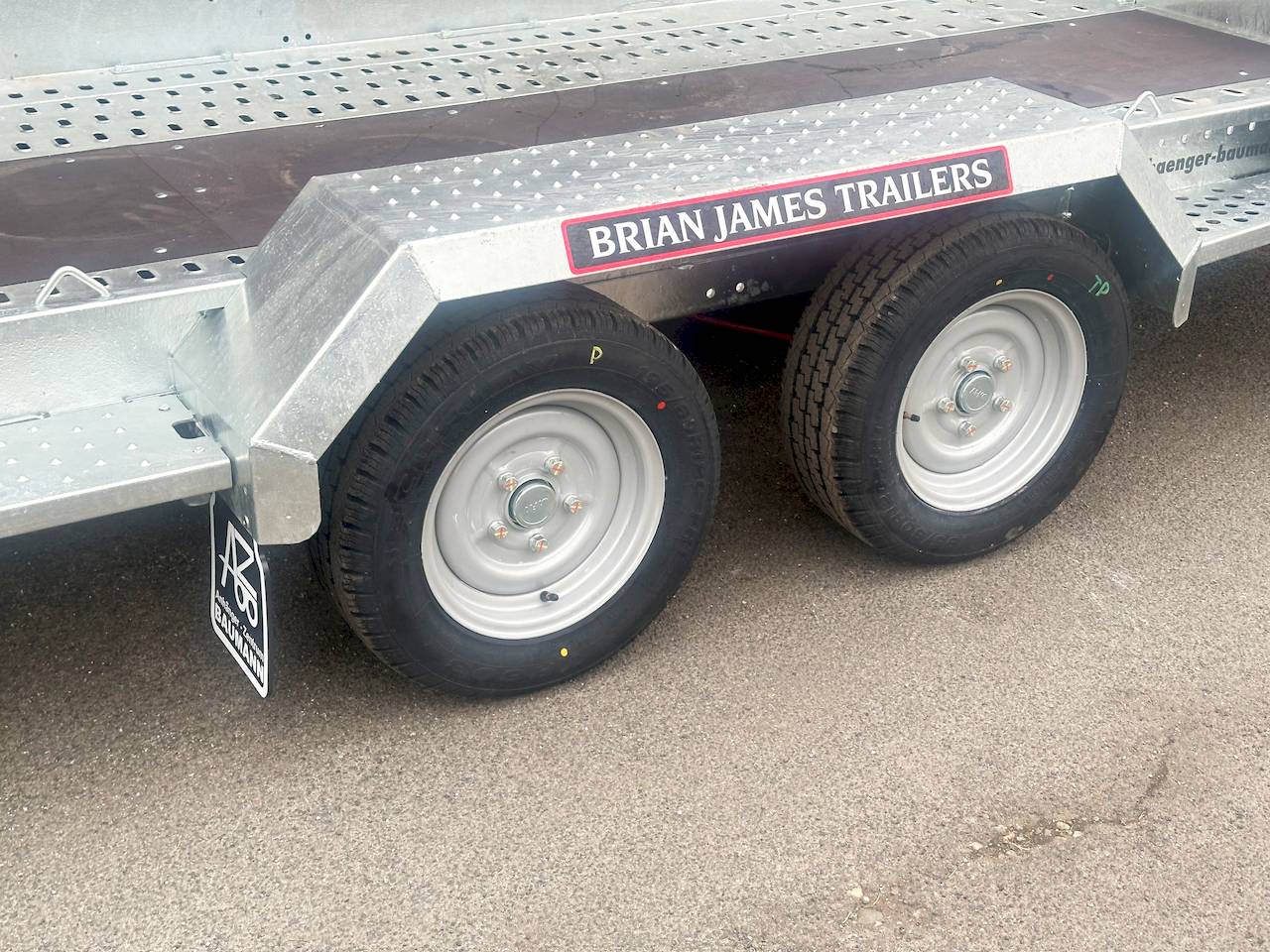 BRIAN JAMES DIGGER PLANT 543-3717-35-2-12 | EINZELRAMPEN