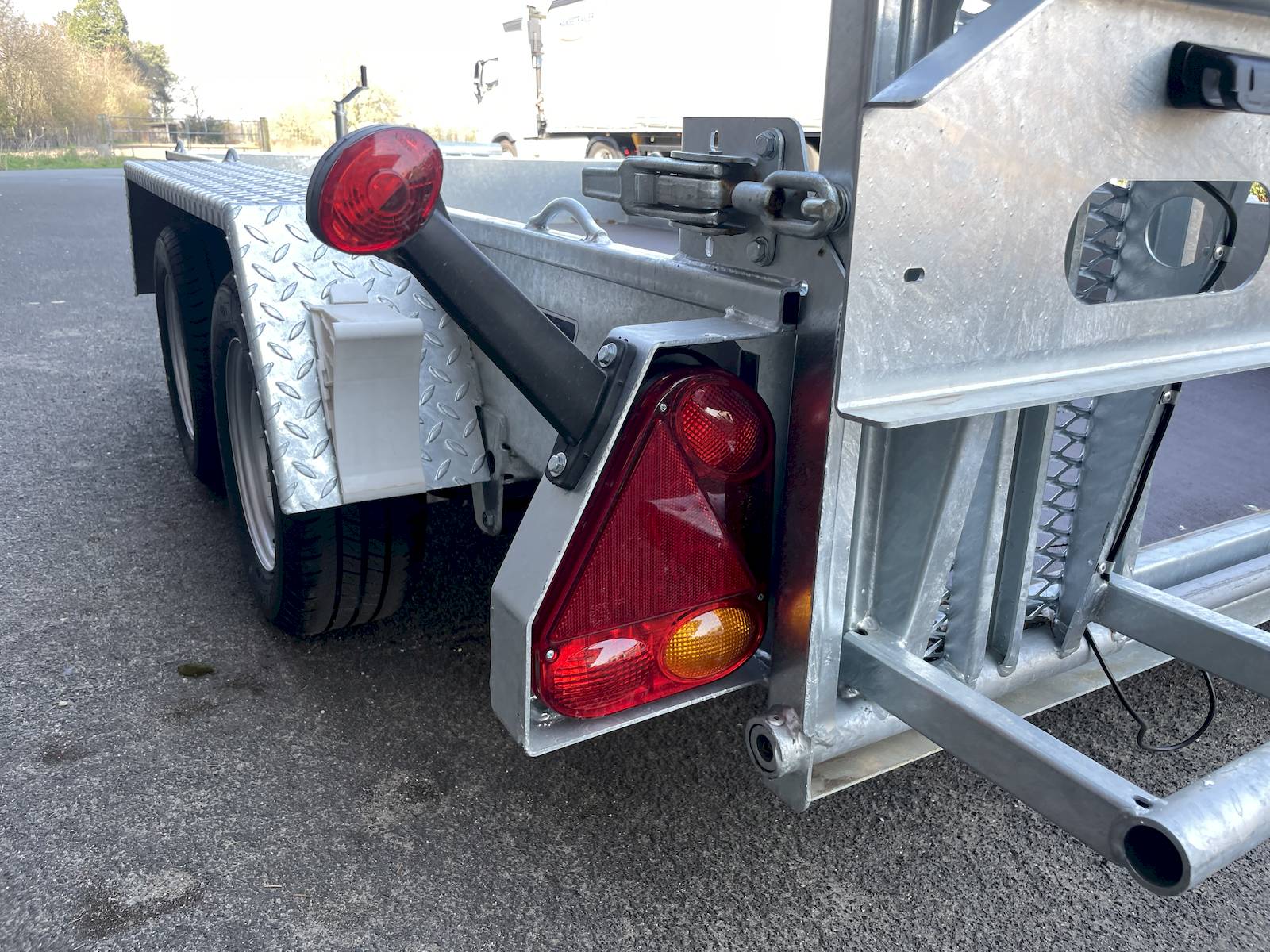 VARIANT 3516 B3 | MAXI LOAD