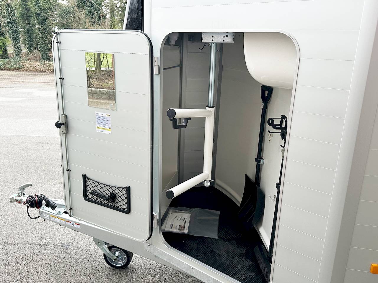 HUMBAUR XANTHOS AERO 2400 | BLACK
