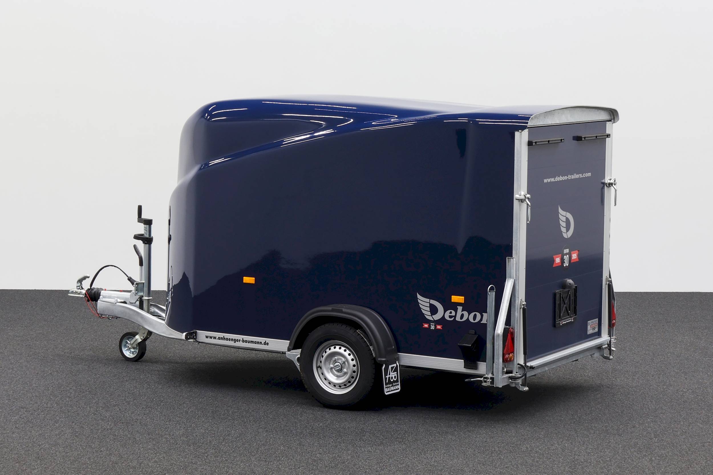CHEVAL LIBERTE DEBON CARGO 1300