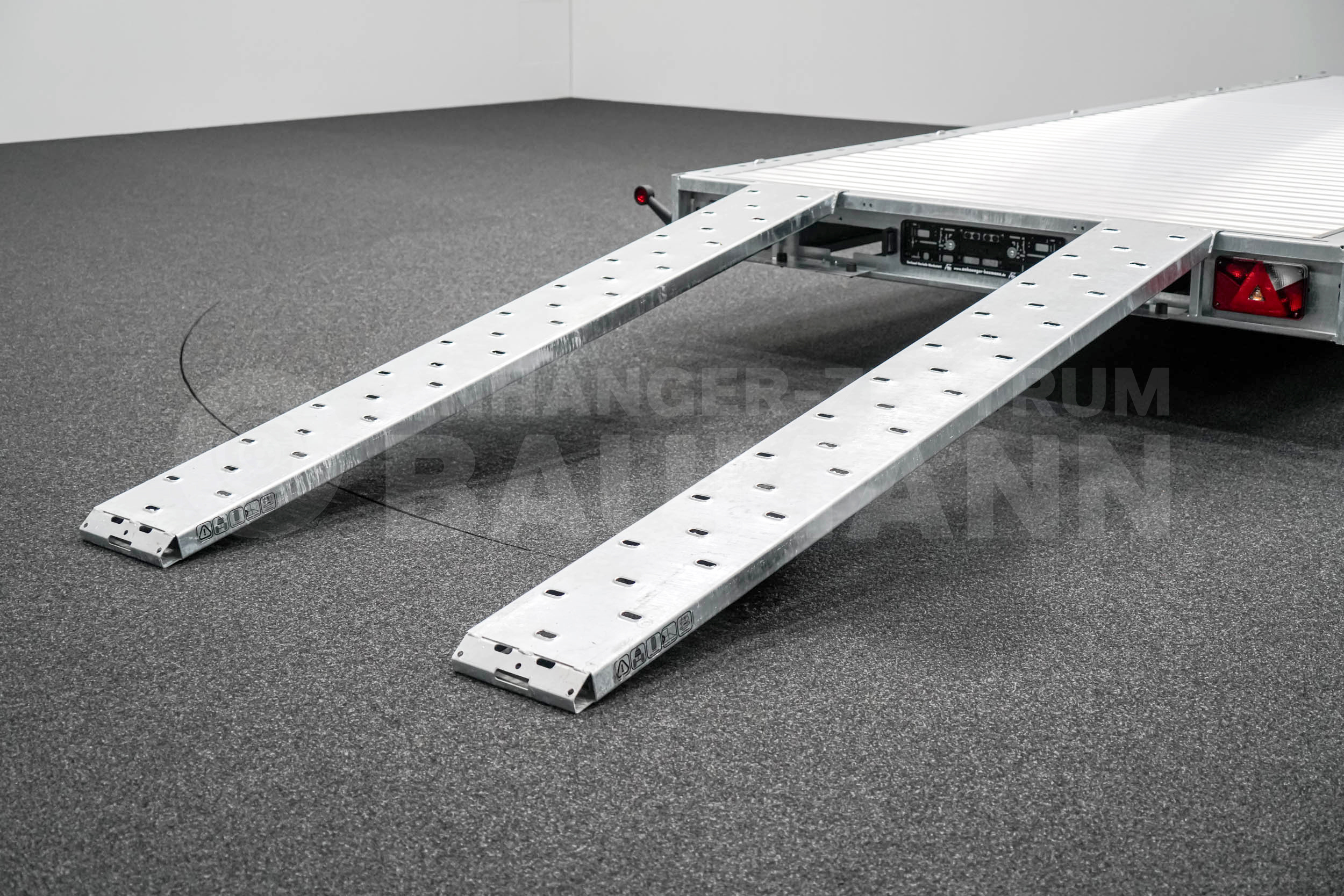 MARTZ GT PLATEAU 500/3 S 3,5T | ALUBODEN