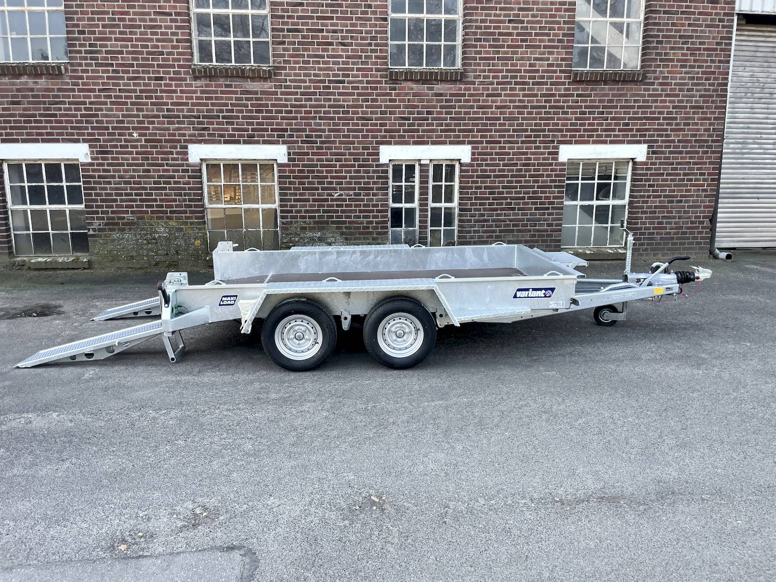 VARIANT 3516 B3 | MAXI LOAD