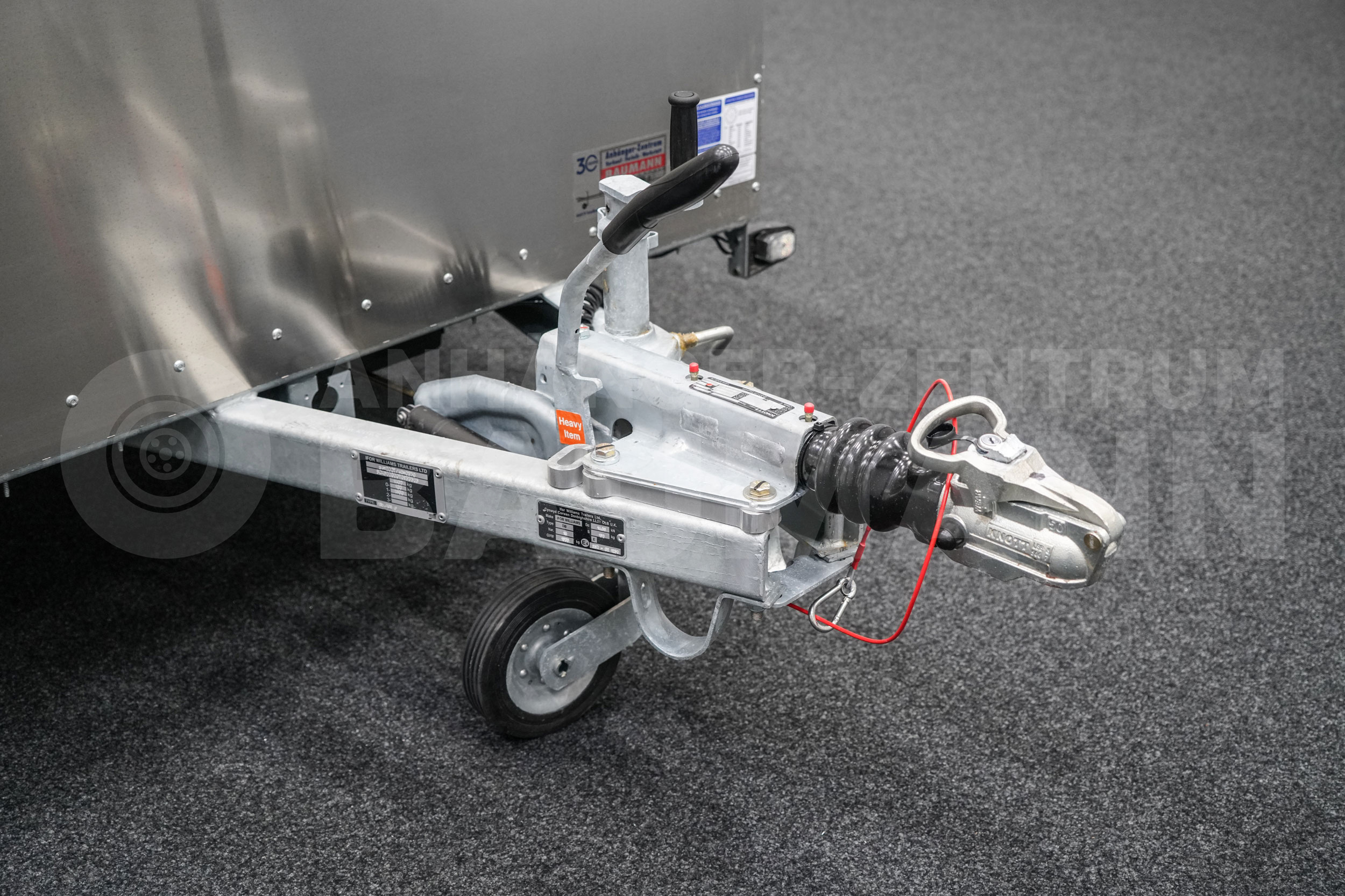 IFOR WILLIAMS P8G | 8x4 | 1400KG | STÜTZEN