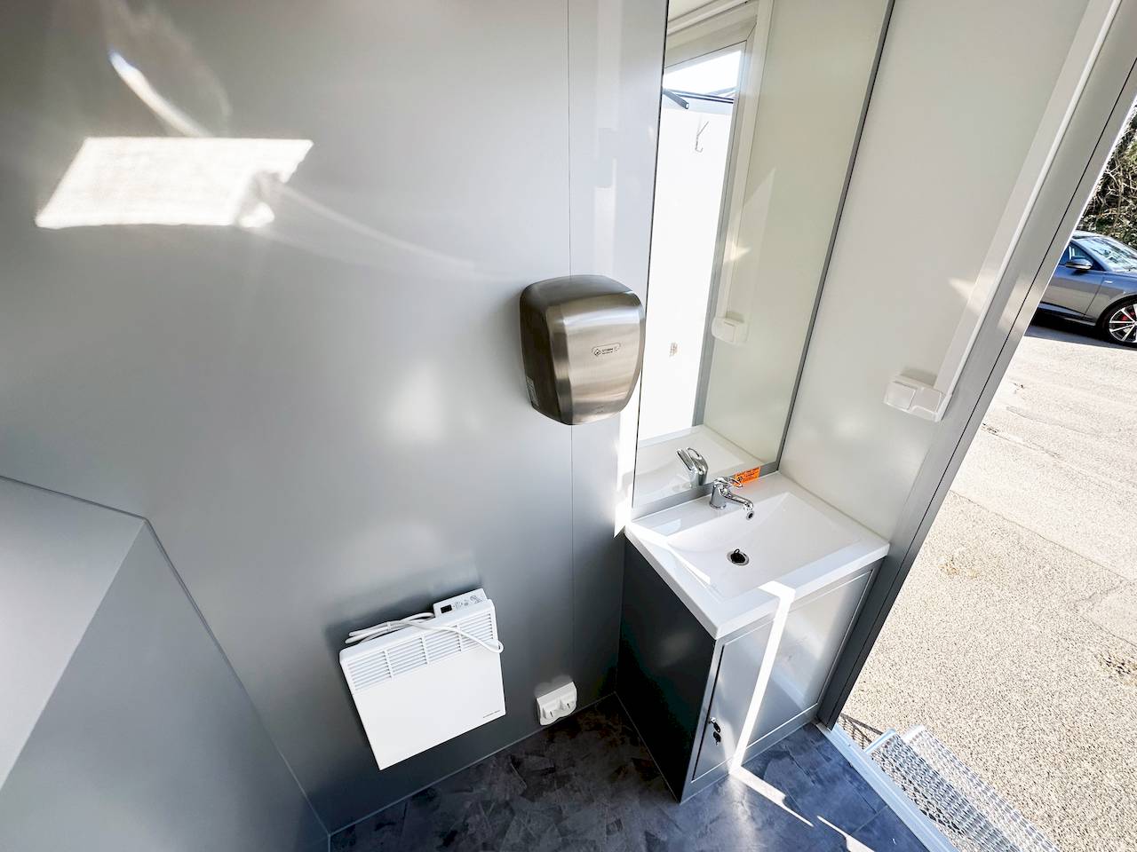 VEZEKO WC D 24.72 UNISEX LUX | SILBER