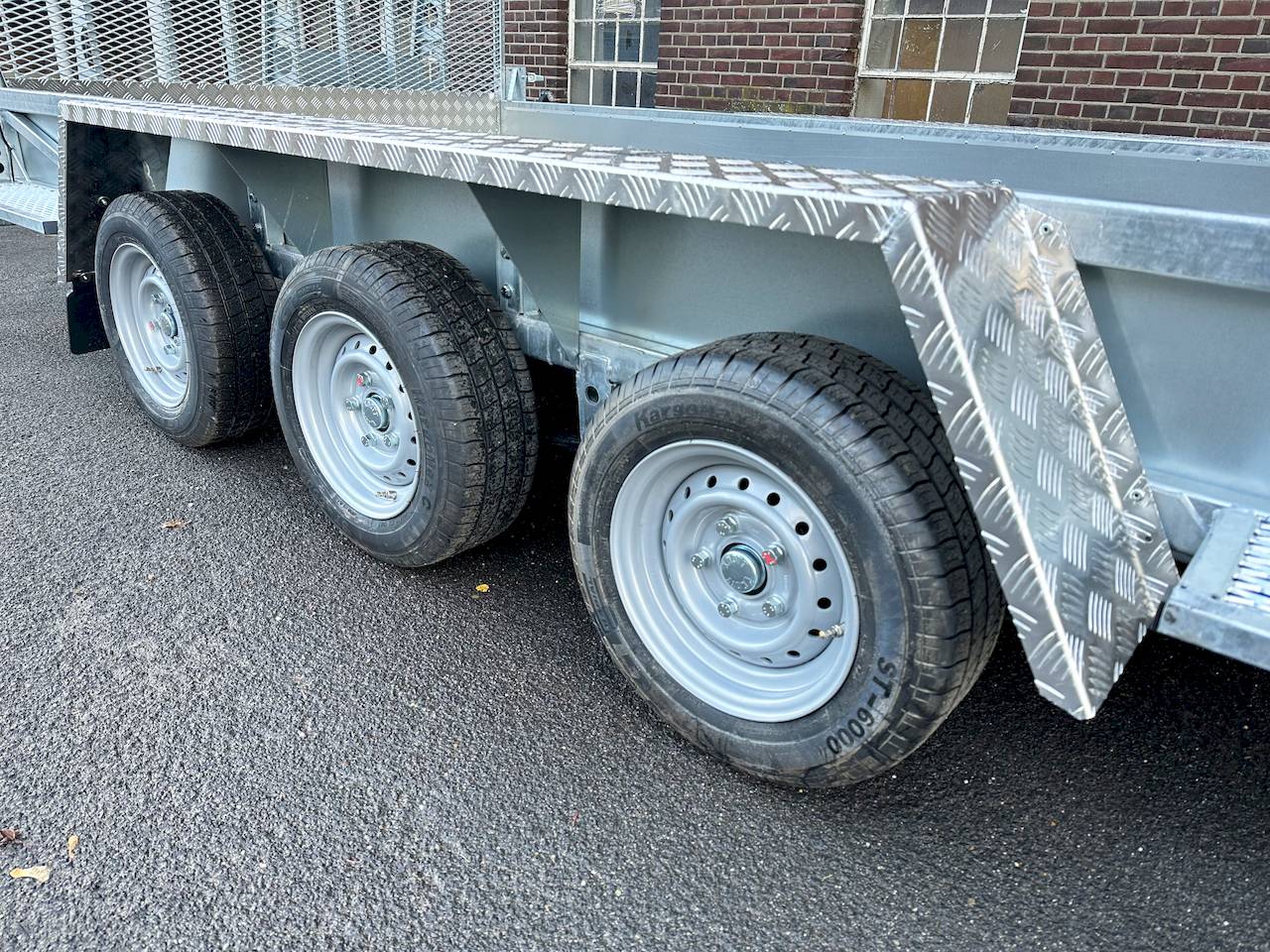 VARIANT 3520 M5 | MAXI LOAD | TRIDEM