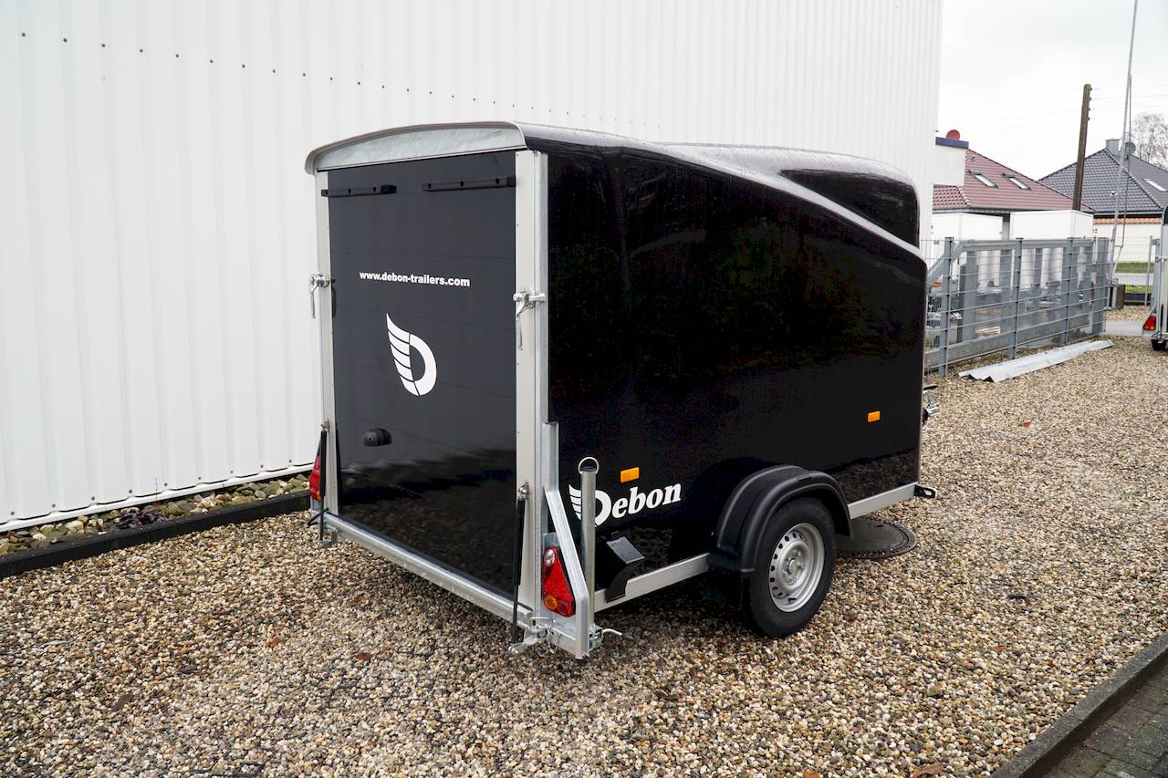 CHEVAL LIBERTE DEBON CARGO 1300