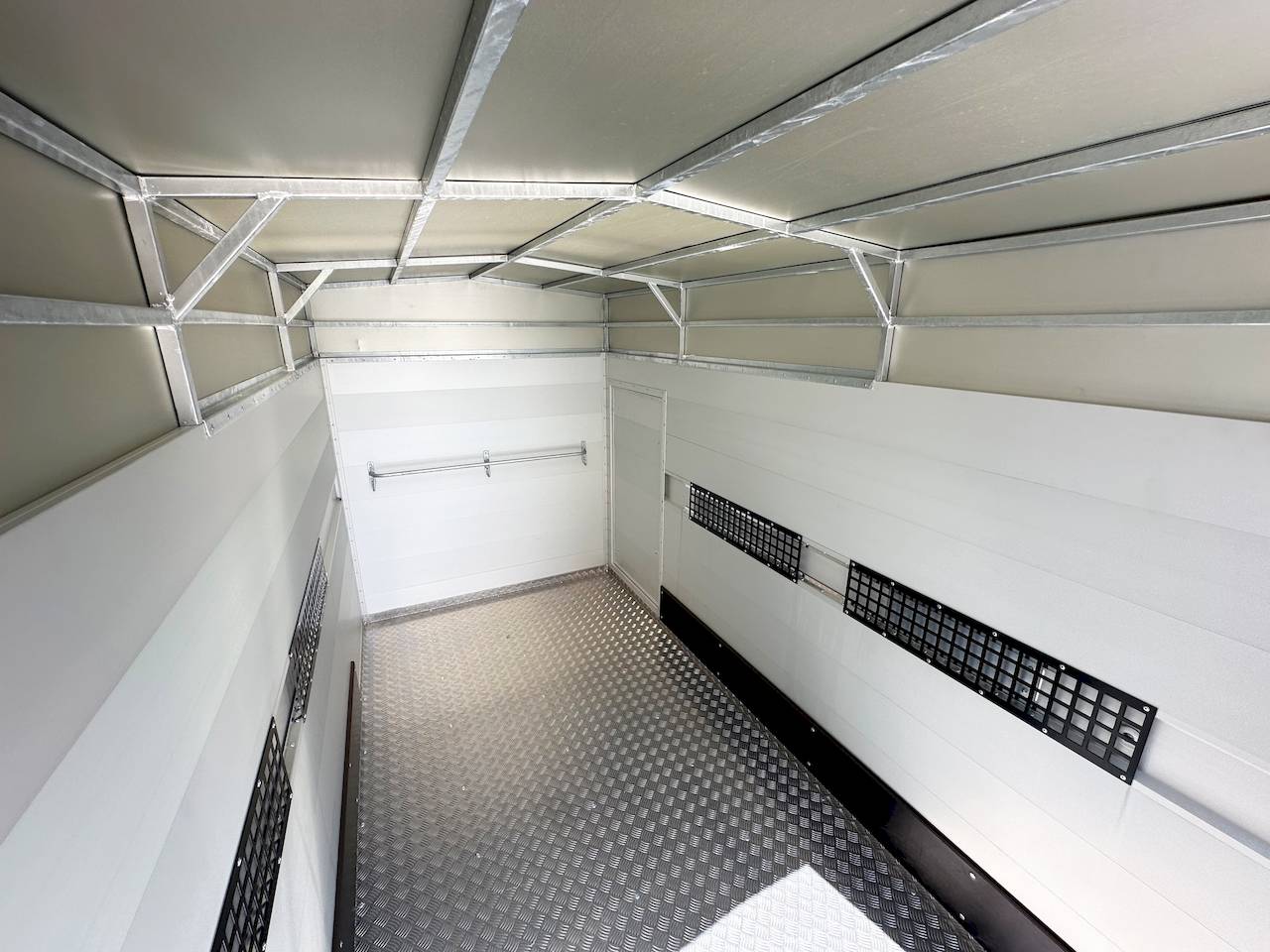 VEZEKO VT 2700 ALUBODEN | ALUDACH | RAMPE-/TÜR-KOMBI