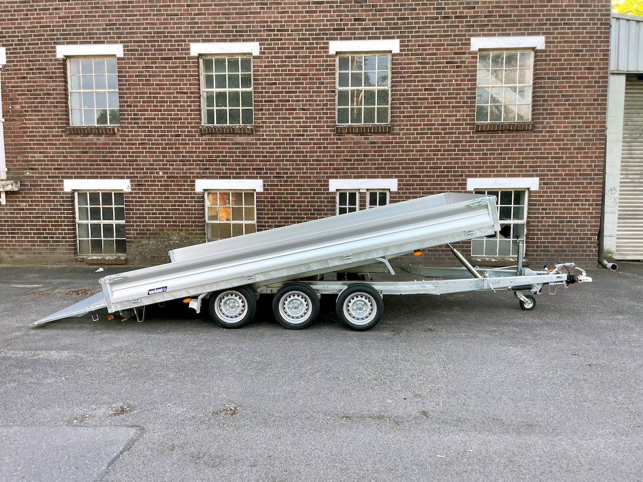 VARIANT 3543 UX | TRIDEM