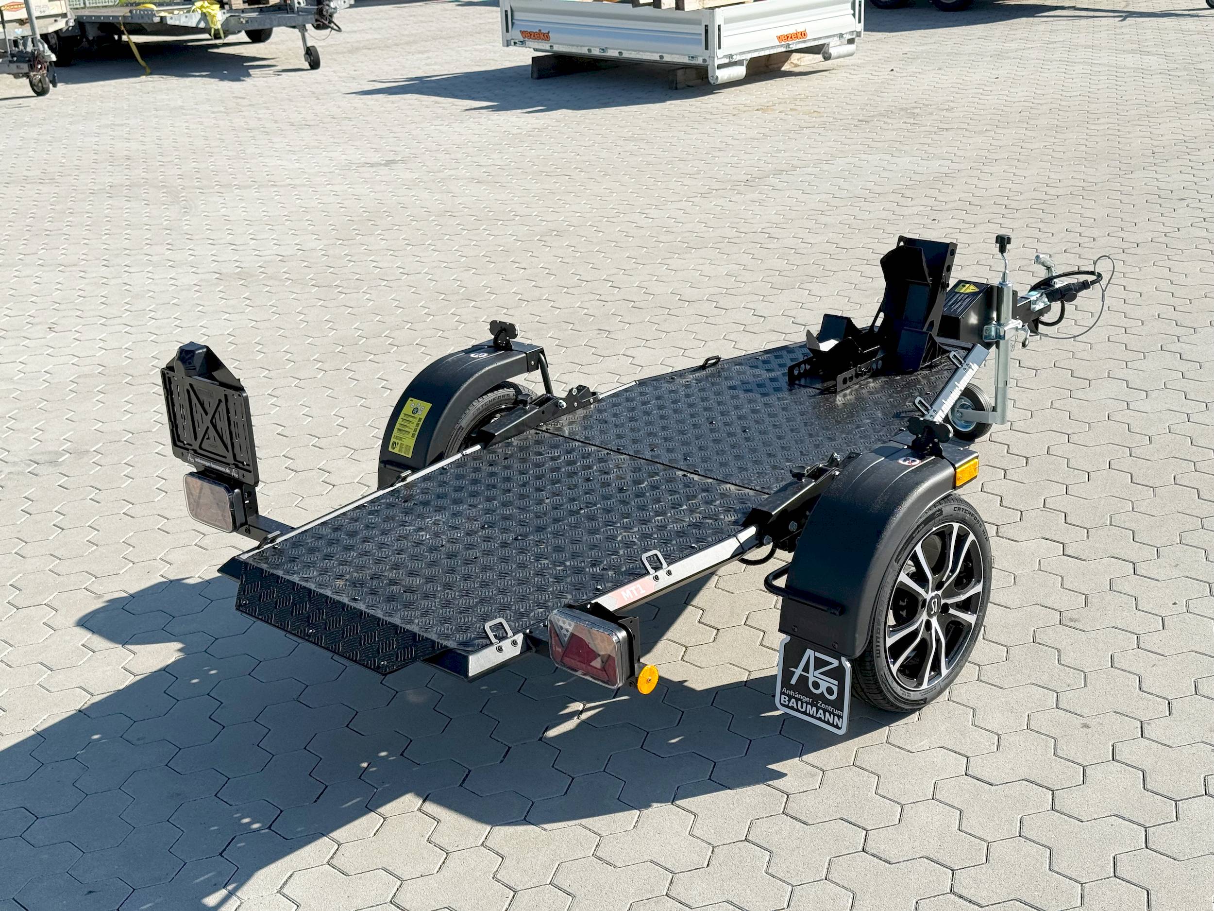 LORRIES MT-1 | BLACK EDTION