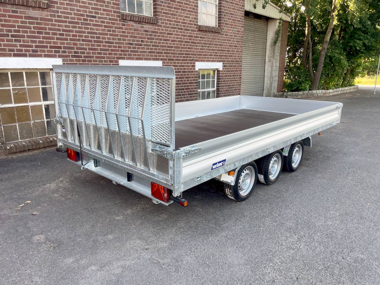 VARIANT 3543 UX | TRIDEM
