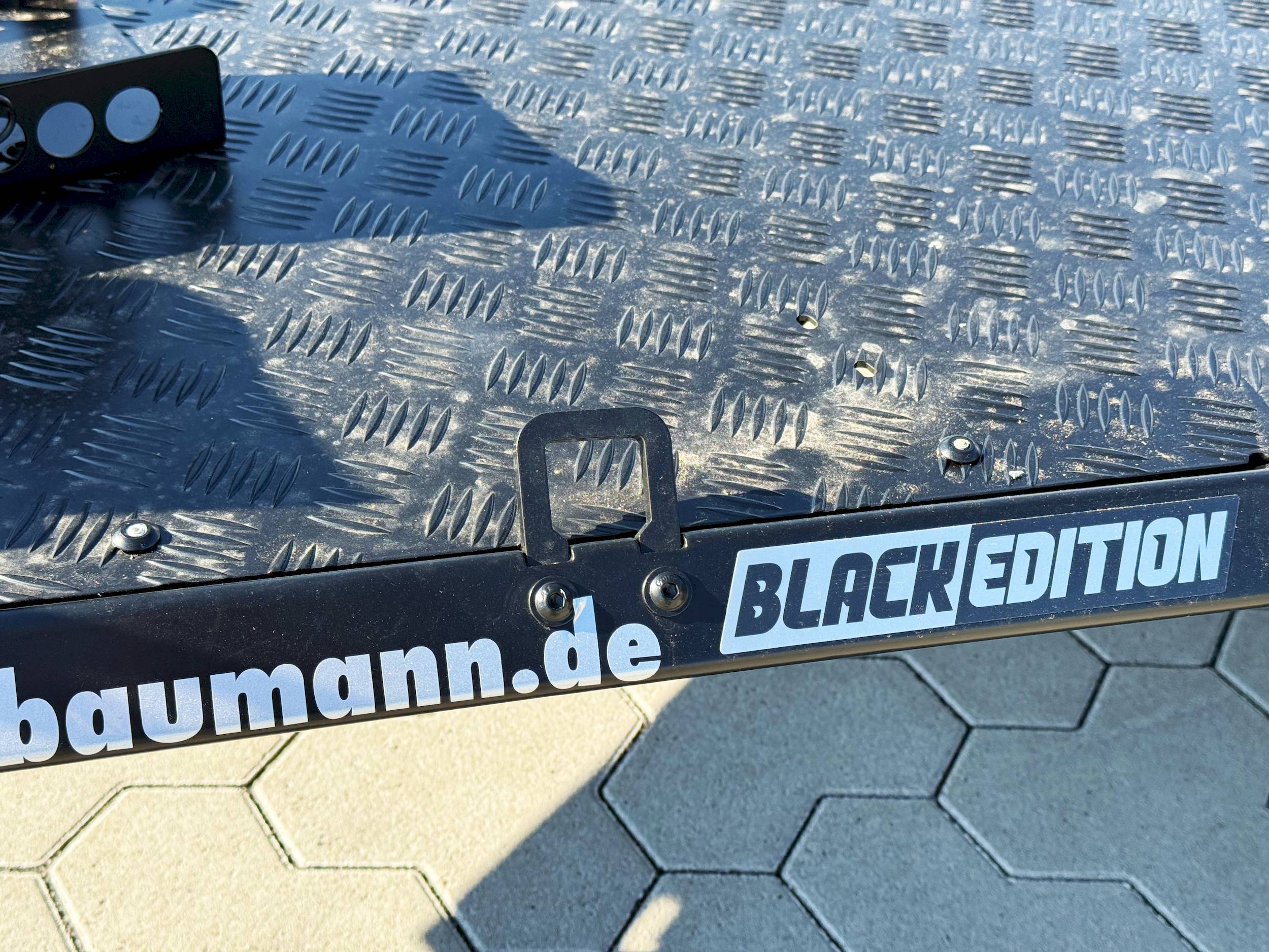LORRIES MT-1 | BLACK EDTION