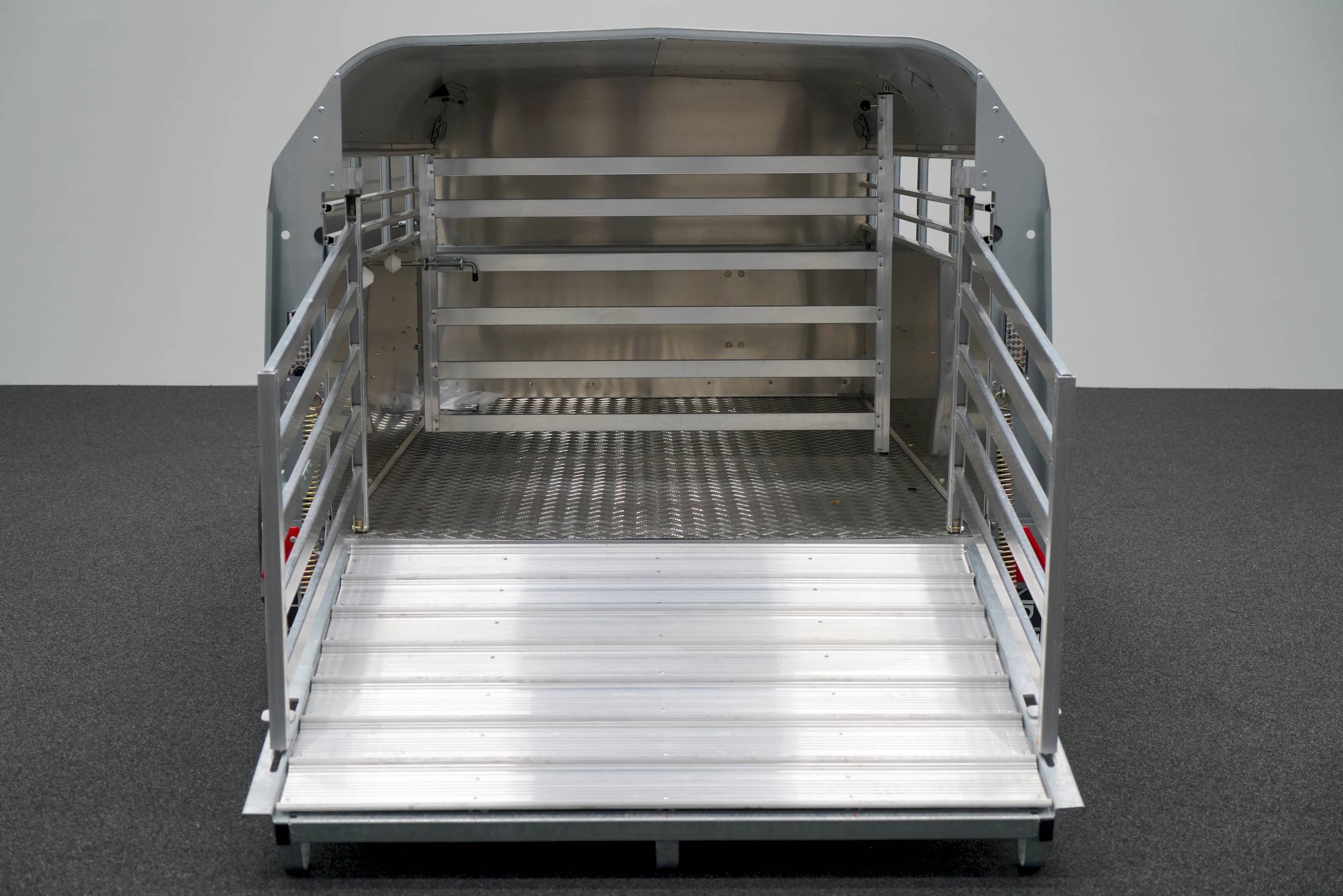 IFOR WILLIAMS TA5 | 8x4